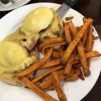 Eggs Benedict · 