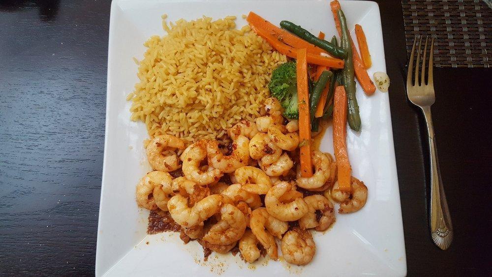 Shrimp and Garlic Sauce Lunch · 