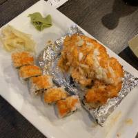 Shrimp Tempura · Shrimp tempura and spicy mayo inside, topped with smelt roe