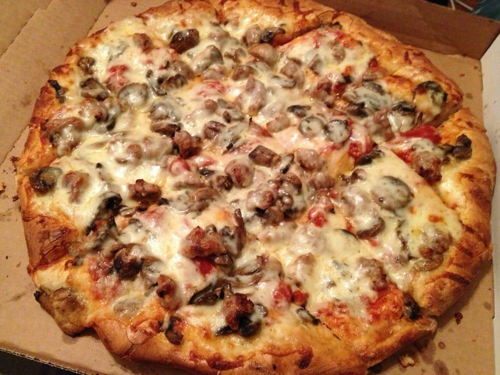Nino's Pizzeria · Pizza