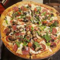 Veggie Supreme Pizza · White or red sauce, green bell peppers, red onions, mushrooms, diced tomatoes, black olives,...