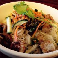 Combo Noodle Bowl - Bun Dac Biet · Grilled pork, chicken, shrimp and egg roll. Served with lettuce, cabbage, bean sprout, homem...
