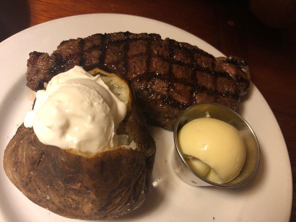 Cattlemens Restaurant · Steakhouses · American · Seafood