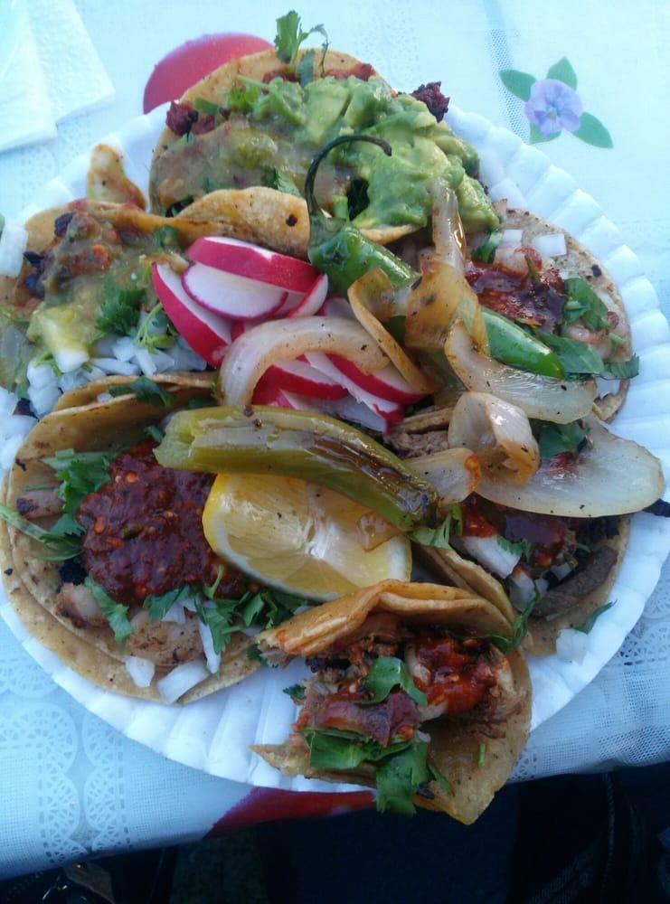 Tacos Asi Es Colima · Mexican · Street Vendors