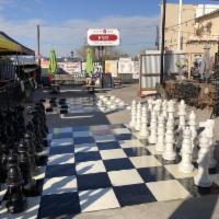 Giant Chess · 