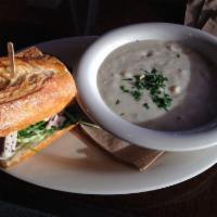 Chicken Pesto Sandwich · 