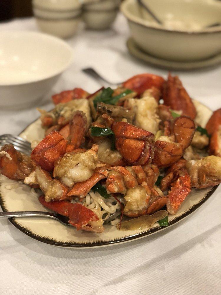 Ginger Scallion Lobster · 