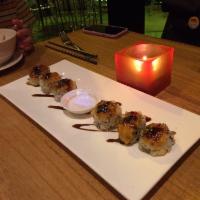 Flaming Maki · Fresh salmon and avocado crusted with baked spicy mayo.