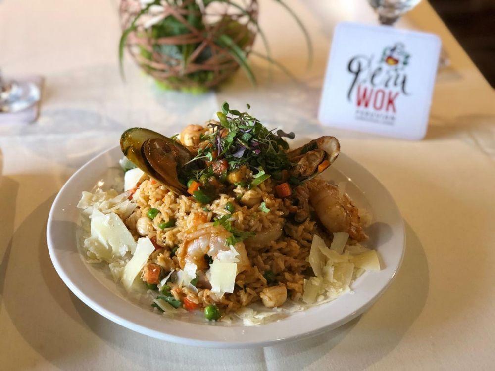 Peru Wok · Peruvian