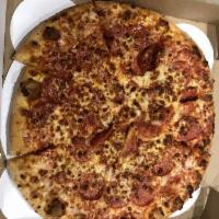 New Yorker · Lots of sauce, lots of cheese and lots of pepperoni!