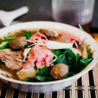 Banh Canh Dac Biet/house Special Udon Soup · 