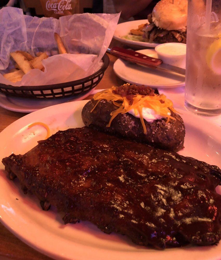 Texas Roadhouse · Barbeque · Steakhouses