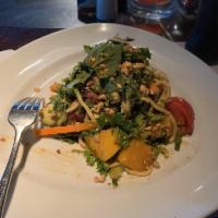 Seared Filet Thai Salad · 