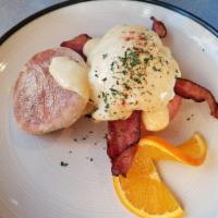 Eggs Benedict · 