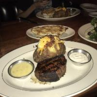 Filet Mignon with Béarnaise · 