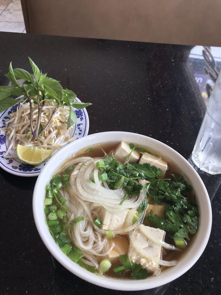 Pho Sao Bien · Vietnamese · Soup · Lunch · Dinner · Asian · Chicken · Noodles
