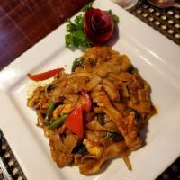 Drunken Noodles · Rice noodles with green bean, eggplant, bell pepper, tomato, onion, and basil leaves.