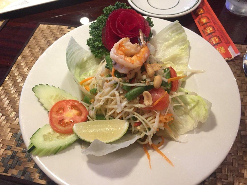 Lum Thai Restaurant · Asian Fusion · Soup · Asian · Thai · Noodles · Curry