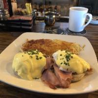 Jax Benny · poached eggs & ham on an english muffin, smothered in hollandaise.  served with your choice ...