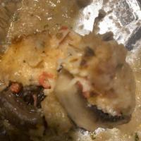 Stuffed Mushrooms · White mushroom, crab meat, roasted bell pepper, onion, bread crumbs, Parmesan, baked in gard...