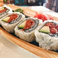 Spicy Tuna Avocado Roll · 