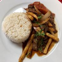 Lomo Saltado · 