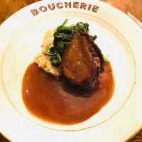 Chateaubriand · Center cut filet mignon, spinach, potato puree, bordelaise sauce
