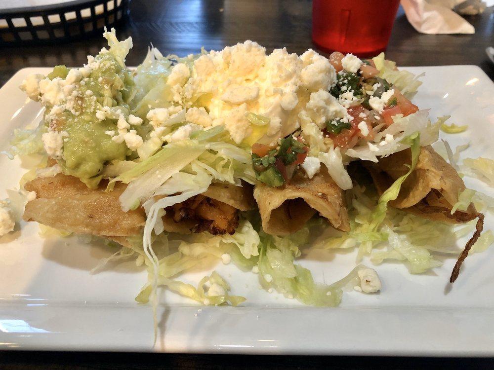 Lucianas Mexican Restaurant · Mexican · Salad · Burgers