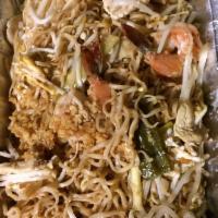 Mama Pad Thai · Stir-fried Thai famous instant noodle with shrimp and chicken, egg, bean sprout,scallion and...