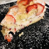 Grand Mariner Strawberry Cake · 