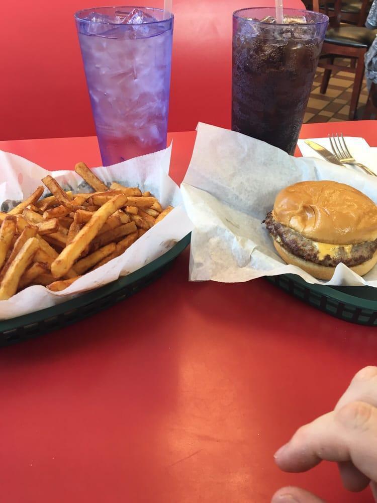 Ron's Hamburgers & Chill · Burgers · American · Salad