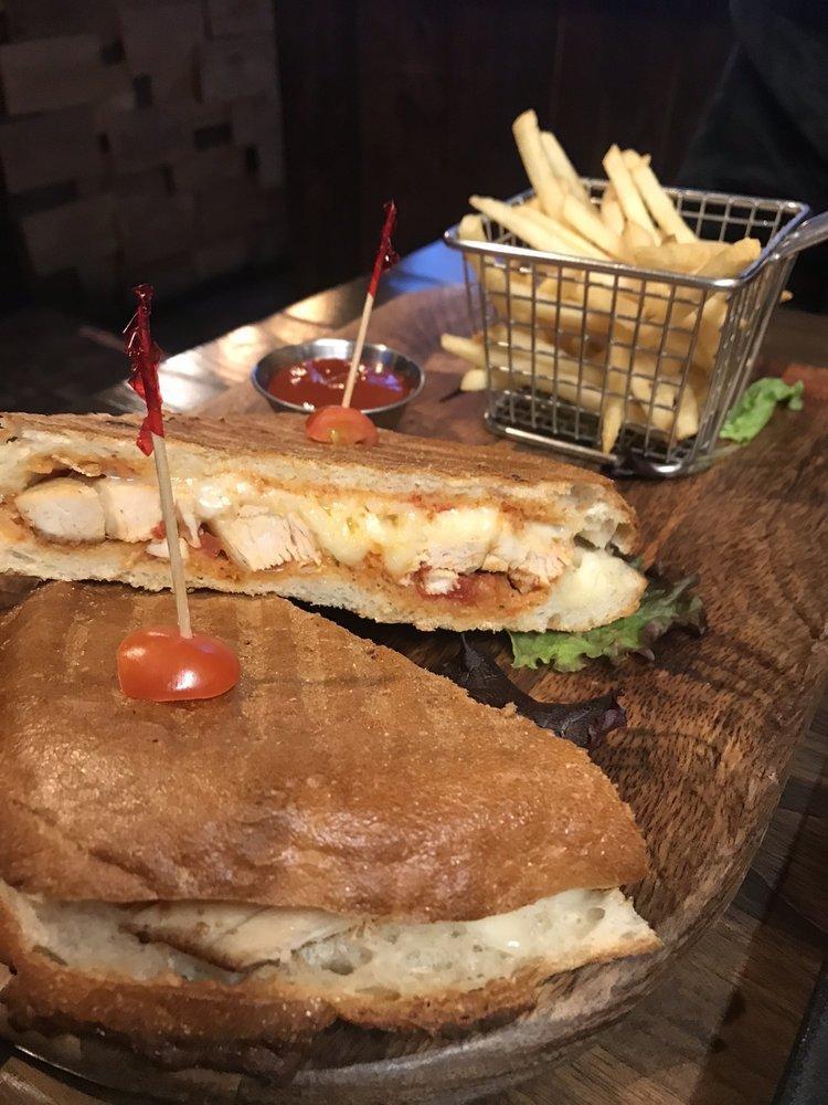 Chicken Parmigiana Sandwich · Grilled fresh chicken breast, mozzarella cheese and marinara sauce. Served on choice of bread with choice of side.
