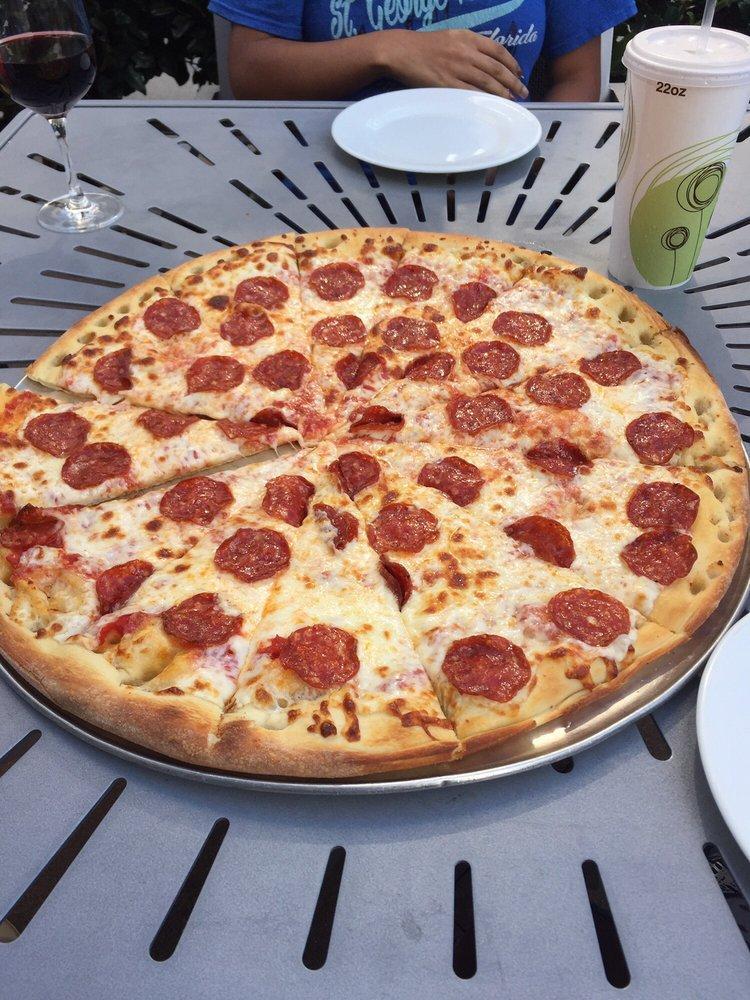 zpizza Taproom · Pizza · Salad · Sandwiches