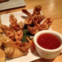 Wonton-chien Cua Spicy Crab Rangoon · 