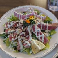 Seared Ahi Tuna Salad · 