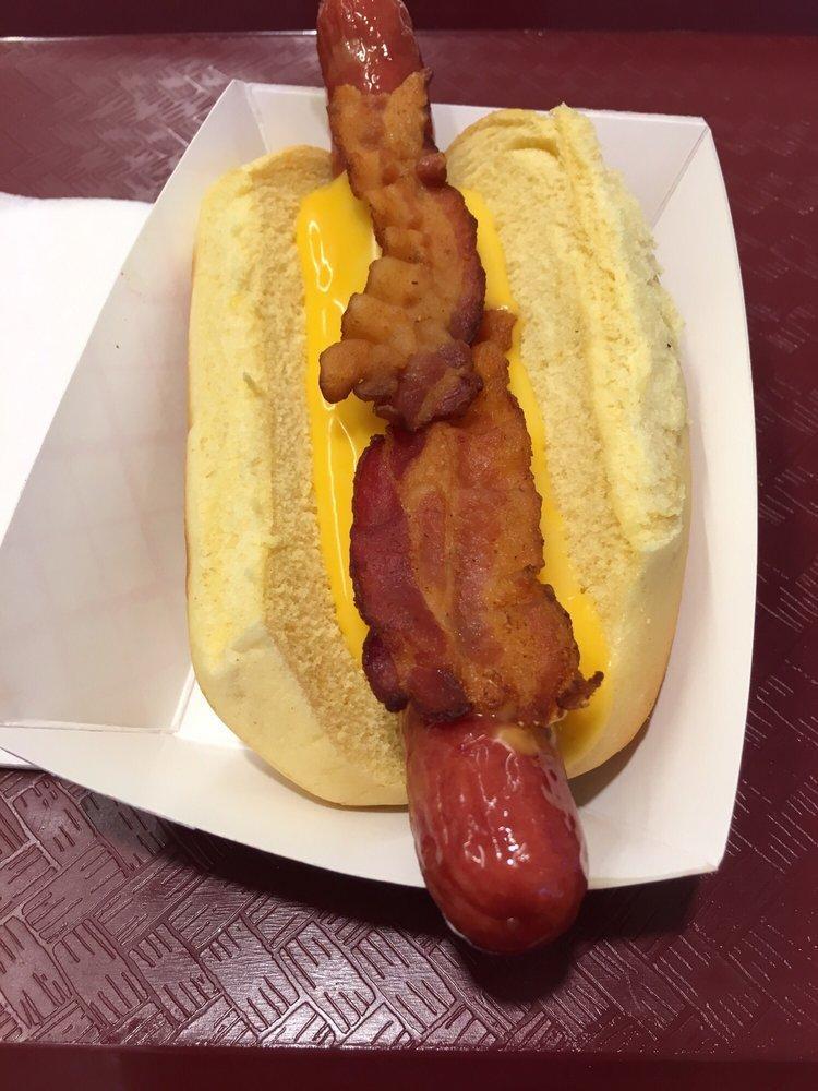 Texas Johnny Hot Dog · Bacon, cheese sauce and BBQ sauce.