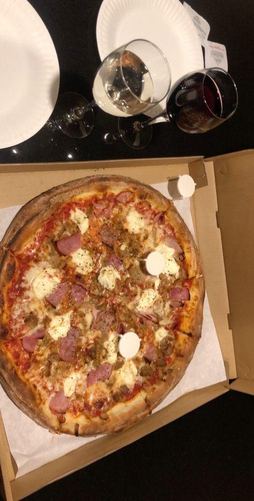 Joe's New York Pizza · Dinner · Italian · Salads · Sandwiches · Pizza