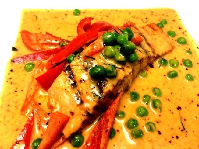 Panang Curry · Red bell peppers, peas, in coconut soup base with panang curry sauce. Served with jasmine rice.