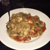 Drunken Noodle · Spicy ﬂat noodles with bell peppers, tomatoes, onions, and fresh basil in oyster sauce (no r...