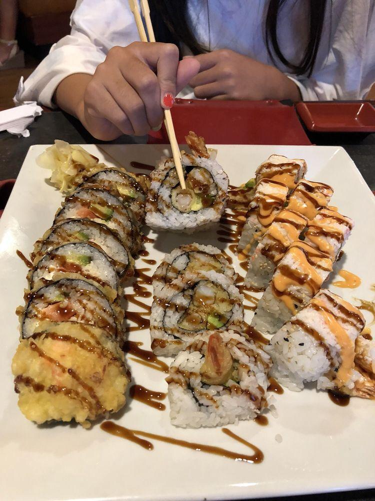 Las Vegas Roll · Deep-fried. Salmon, avocado, crab mix, cream cheese topped with dried fish bonito and eel sauce.