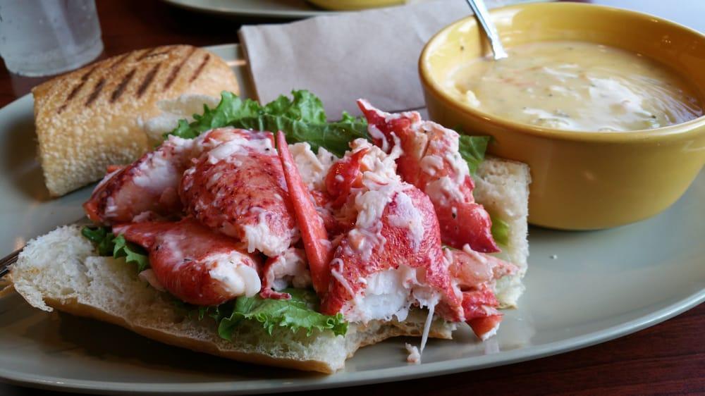 Lobster Roll Sandwich · 