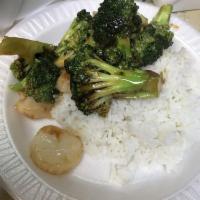 Scallops with Broccoli · 