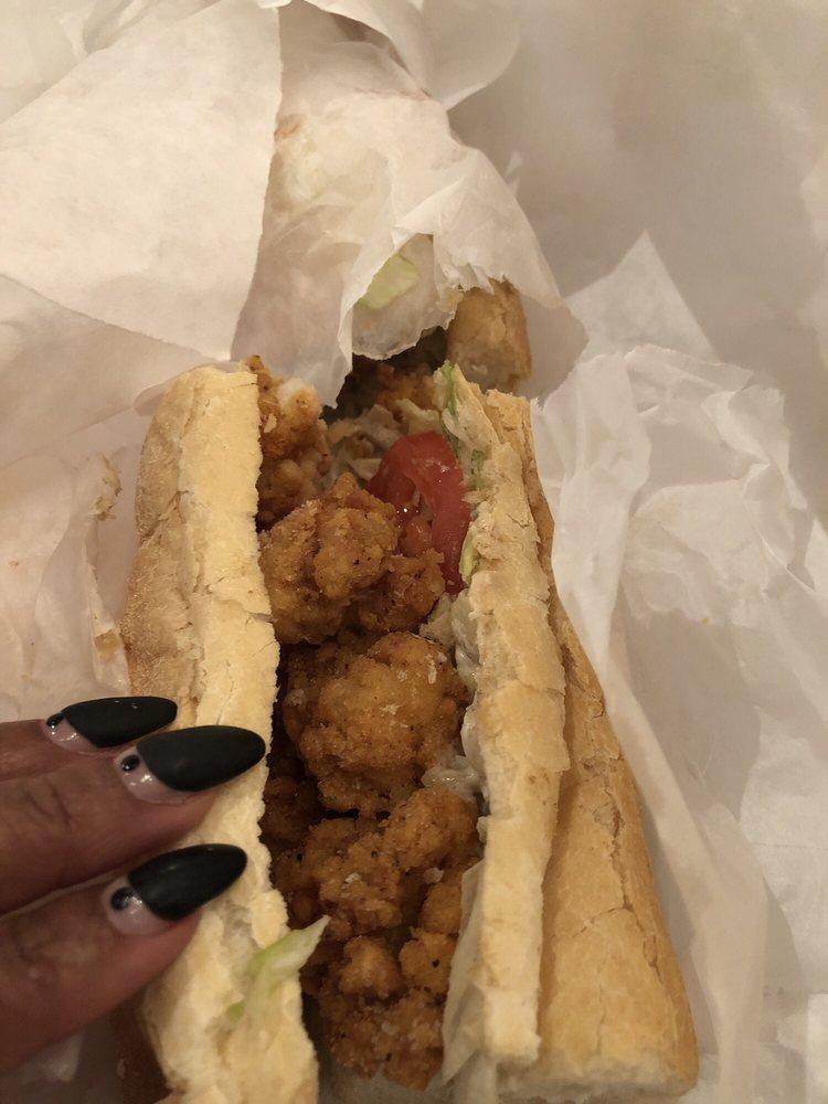 Fried Shrimp on French Sandwich · A sandwich comprised of fried shellfish. 