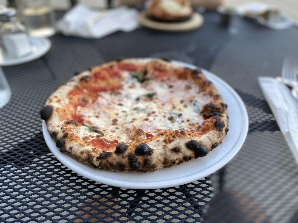 Pastaria · Italian · Pizza
