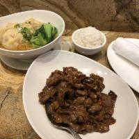 Mongolian Beef · Onions and green onions