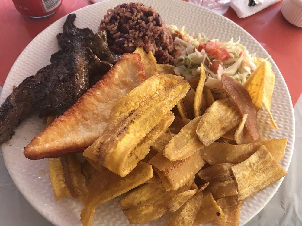 El Camacho Restaurante Nicaraguense · Nicaraguan