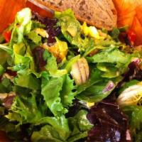 Guacamole Greens Salad · 