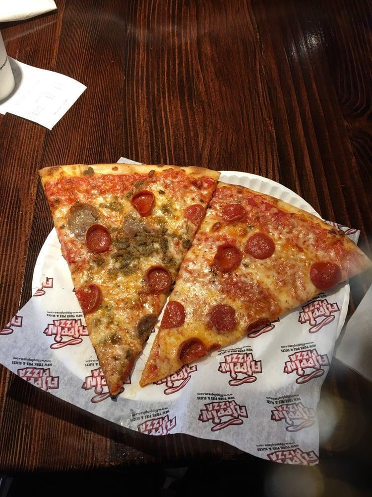 Flippin' Pizza · Pizza
