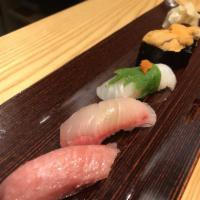 Sushi Omakase · 
