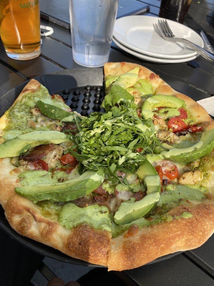 California Pizza · 